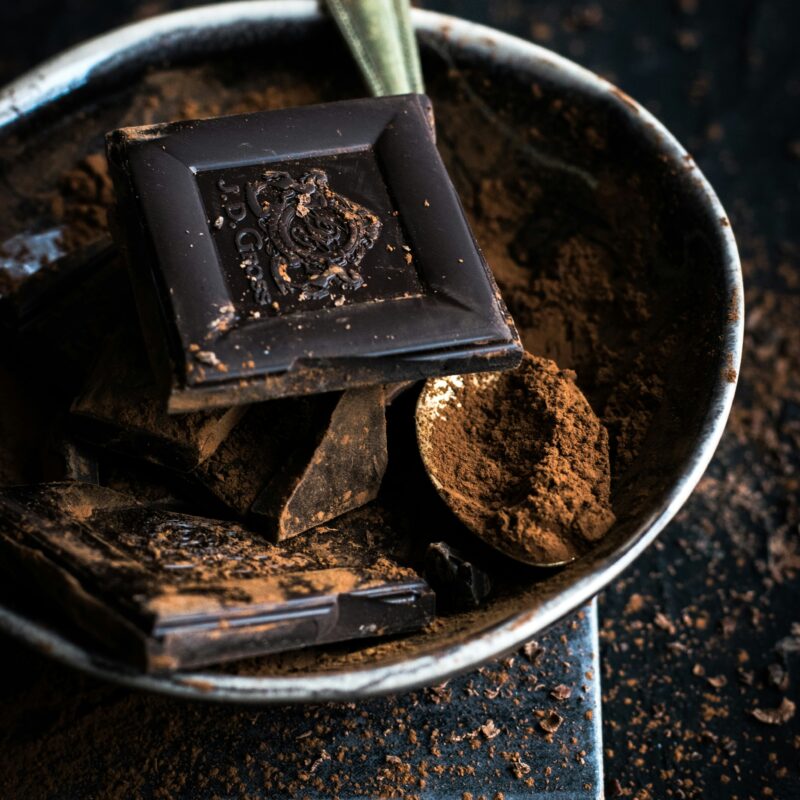 Cuenco de chocolate puro